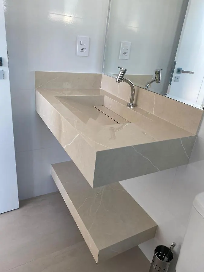 Apartment Cobertura Em Canto Grande- Bombinhas Sc A 30 Metros Da Praia Com Vista Para O Mar Brazil